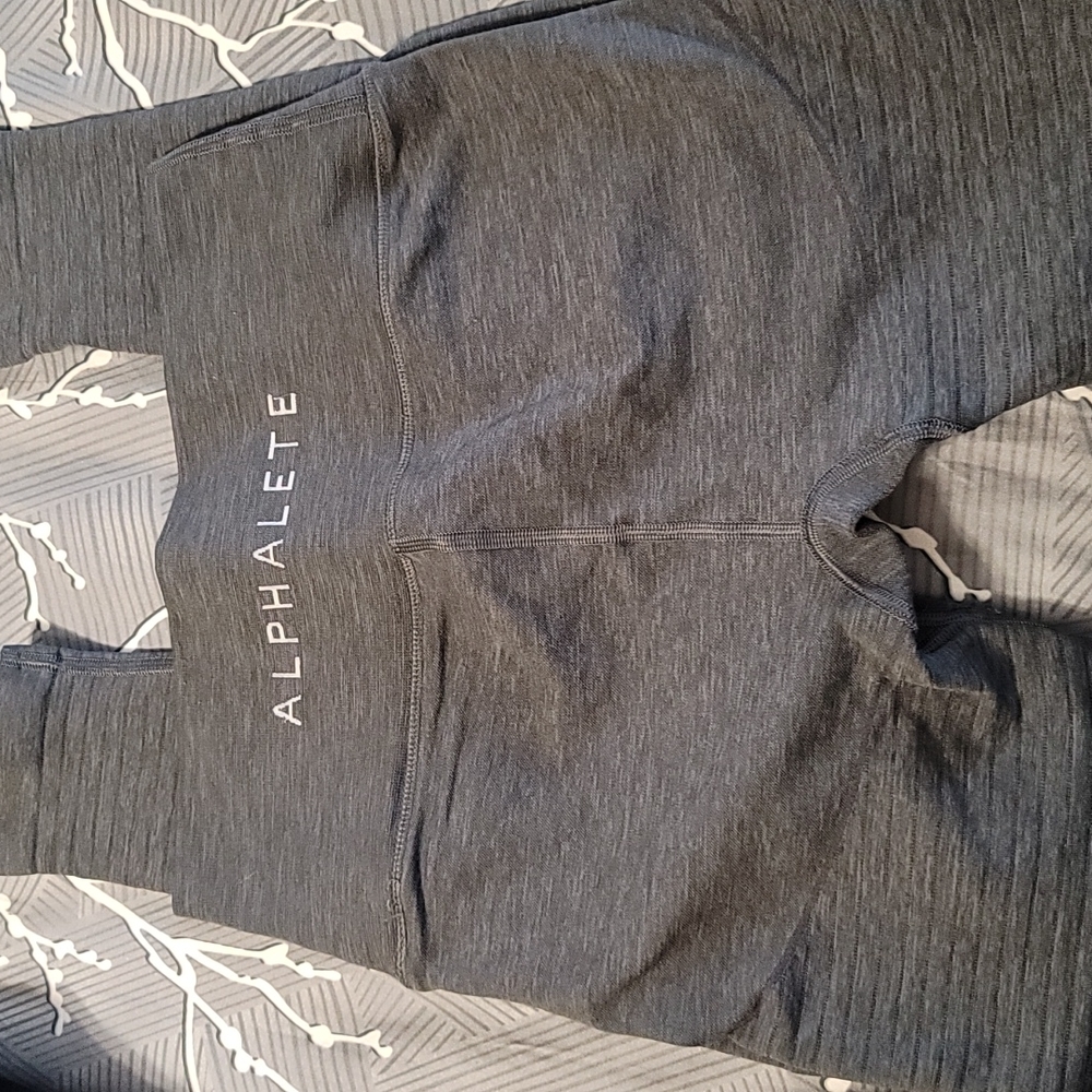 Alphalete revival leggings - Picture 2 of 5